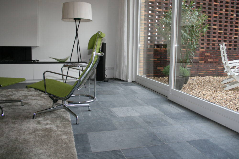 Belgian Blue stone - Floor tiles - Natural stone - Tiles Sawn 3