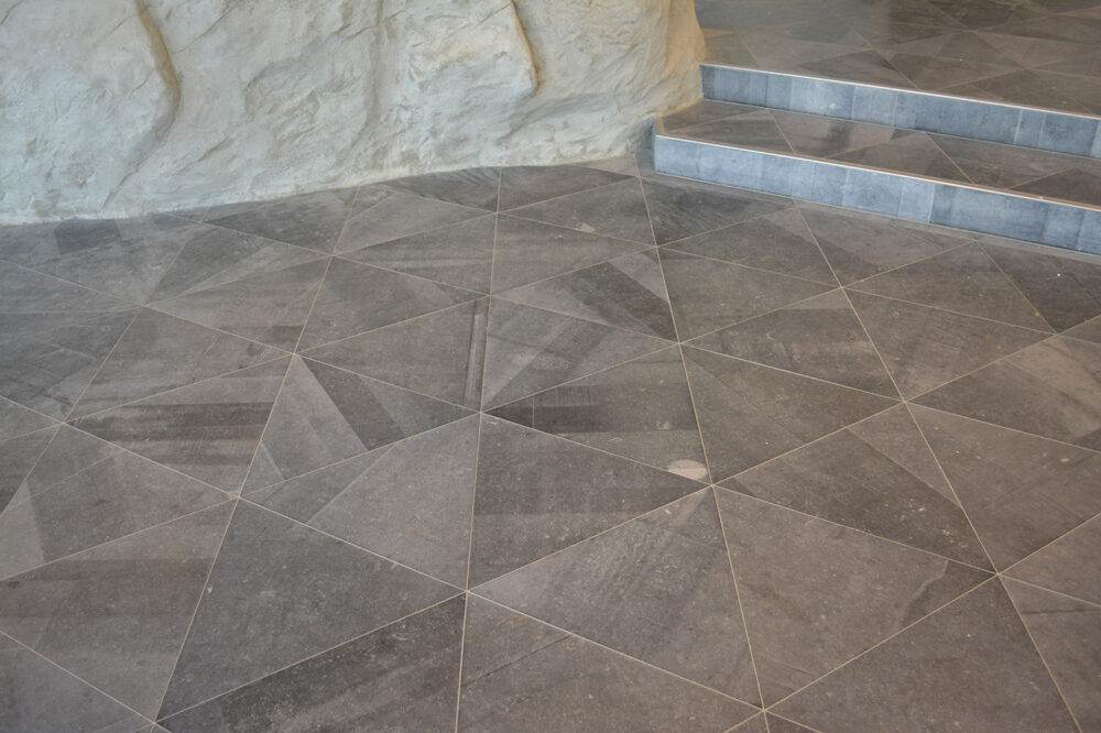 Belgian Blue Stone - indoor flooring sawn floor tiles - blue limestone - natural stone (5)