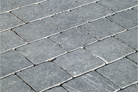 Belgian Blue Stone tiles - reclaimed and tumbled - Blue limestone paving - Natural stone paver 2