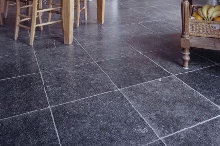 Renovatie van een boerderij - Belgische blauwe hardsteen (2)