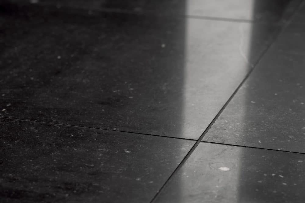 Zwart Gezoet afwerking