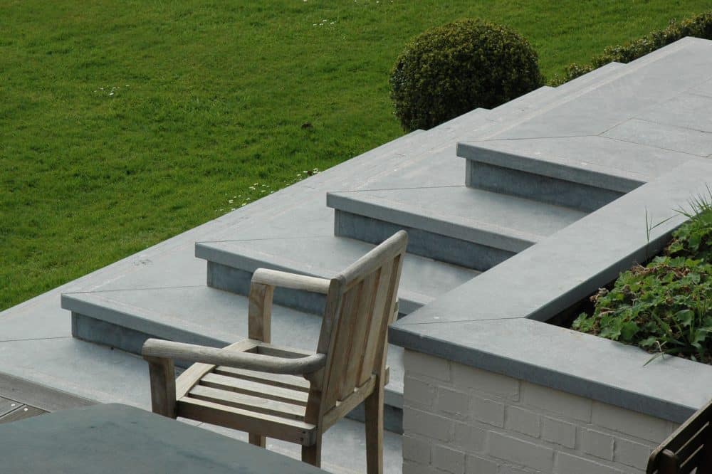 Afwerking : Geschuurd - Met antisliprand