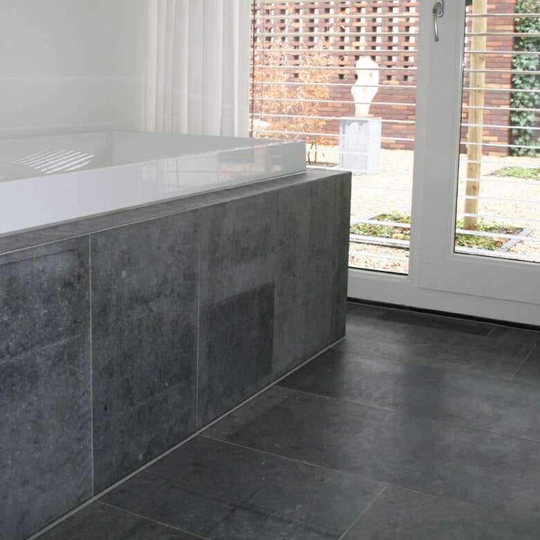 Belgische Blauwe Steen - Badkamer - Afwerking : Ruw Gezaagd