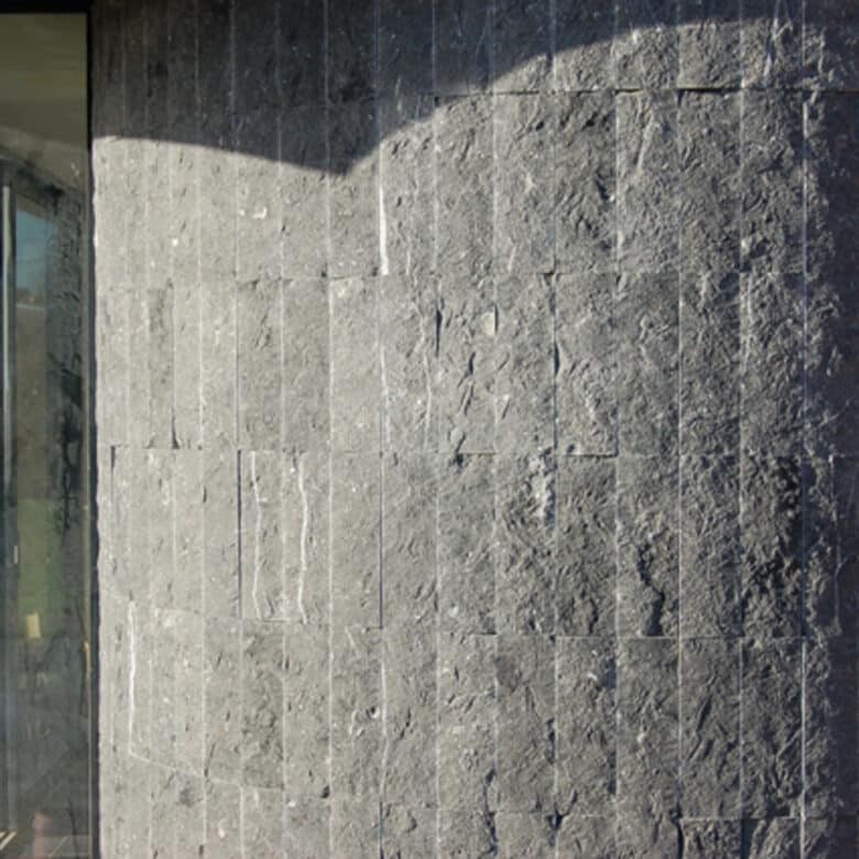 Belgische Blauwe Steen - Gevel - Gekloven breukstenen