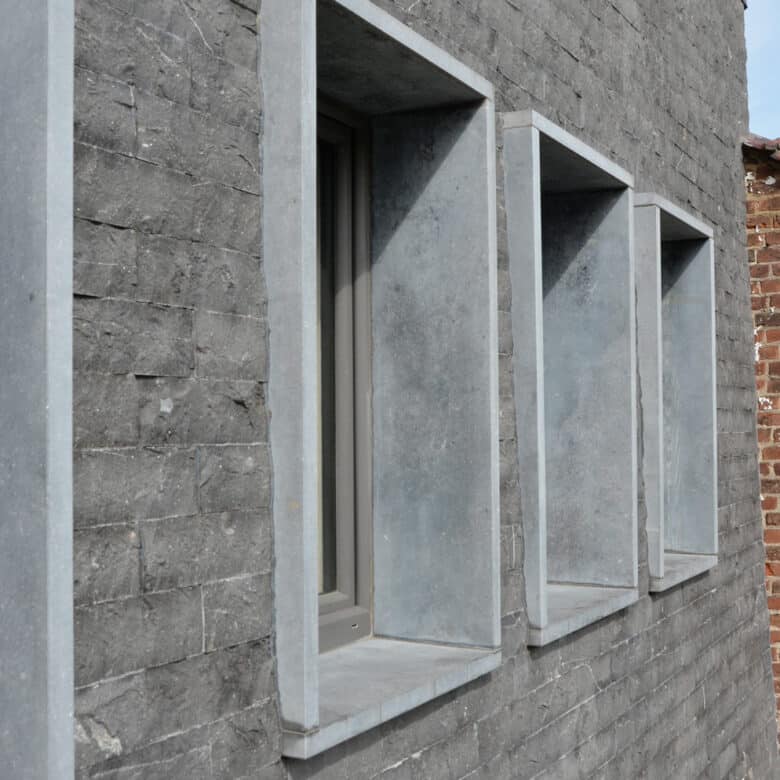 Belgische Blauwe Steen - Gevel - Steenstrips clivoDECOR - Gekloven