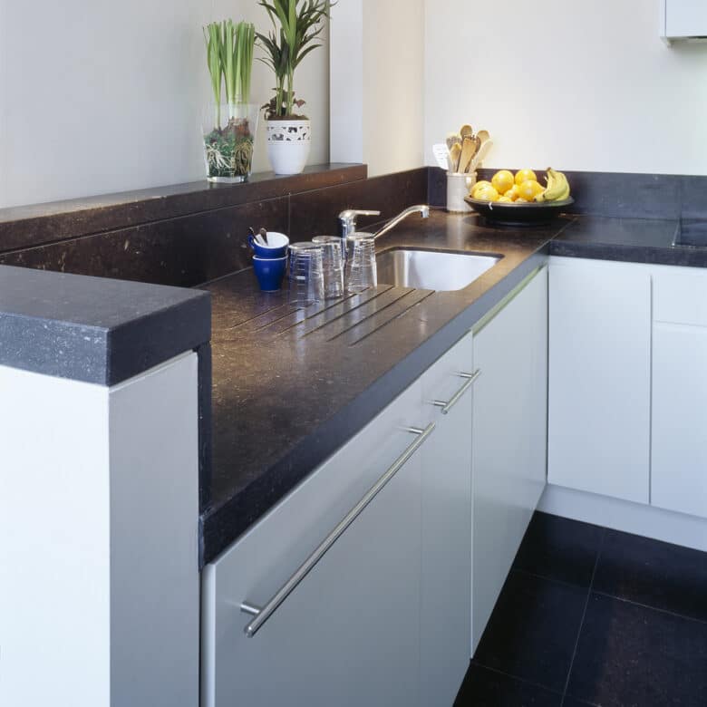 Belgische Blauwe Steen - Keuken - Afwerking : Blauw Gezoet